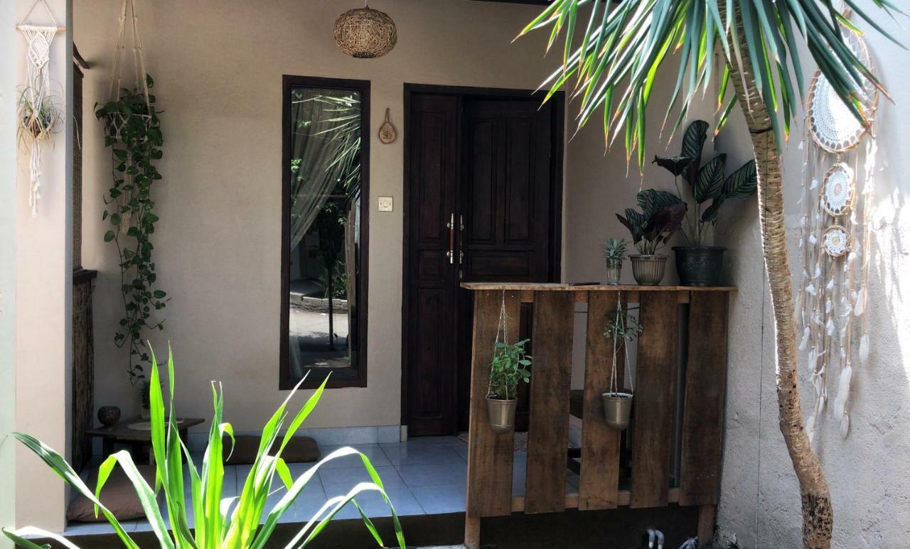 Jimador'S Homestay Gili Trawangan Exterior photo